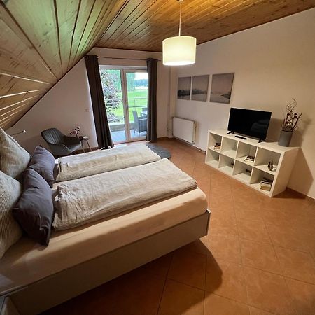 Апартаменты Hof Dalhaus Людингхаузен Экстерьер фото