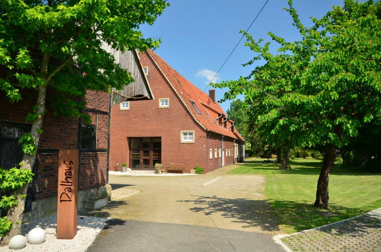 Апартаменты Hof Dalhaus Людингхаузен Экстерьер фото
