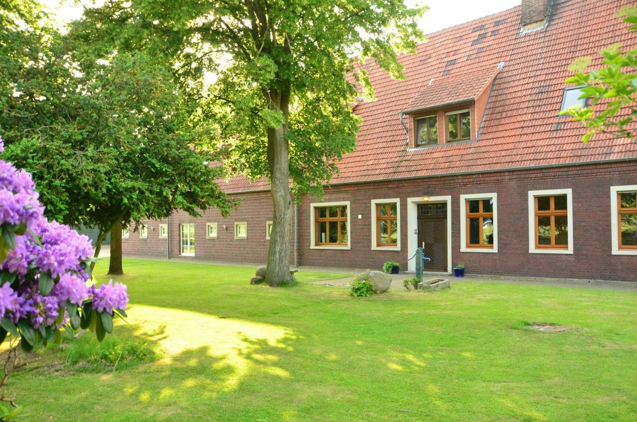 Апартаменты Hof Dalhaus Людингхаузен Экстерьер фото